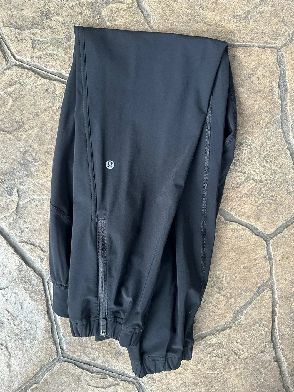 lululemon athletica lightweight black